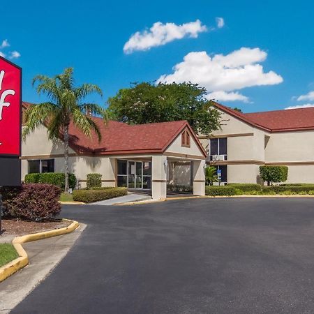 Red Roof Inn & Suites Brunswick I-95 Bagian luar foto