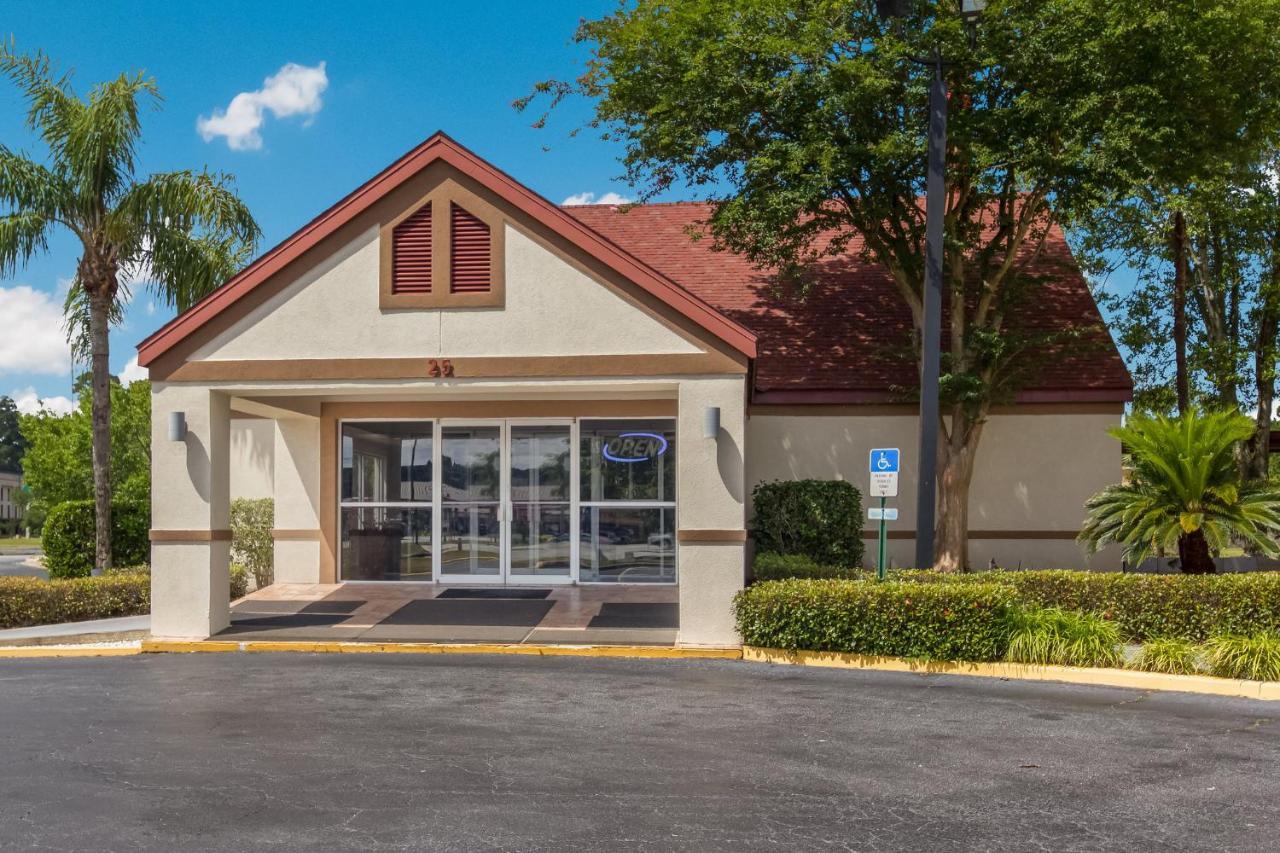 Red Roof Inn & Suites Brunswick I-95 Bagian luar foto