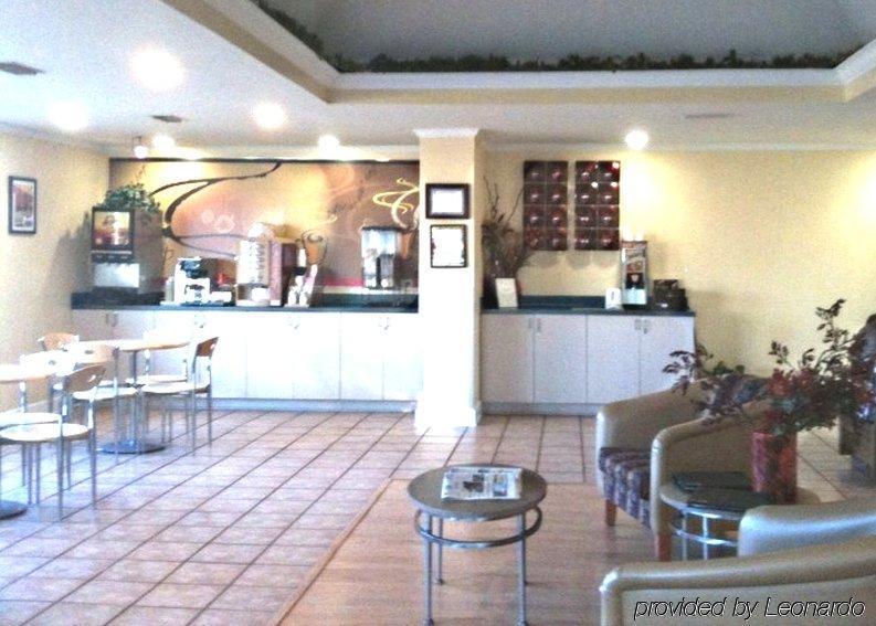 Red Roof Inn & Suites Brunswick I-95 Bagian luar foto